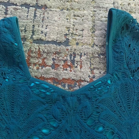 FREE PEOPLE LACE BODYCON DRESS - Picture 7 of 10